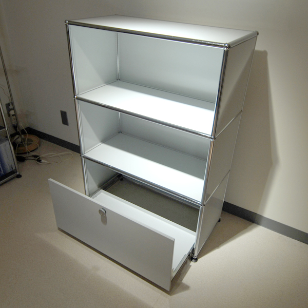 USMハラー(USM Haller)1列3段/ライトグレー/下1段扉