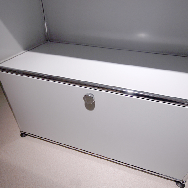 USMハラー(USM Haller)1列3段/ライトグレー/下1段扉